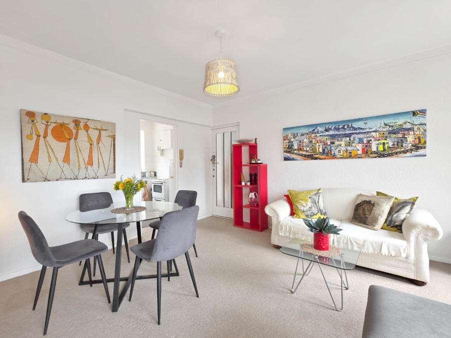 To Let 1 Bedroom Property for Rent in Sea Point Western Cape